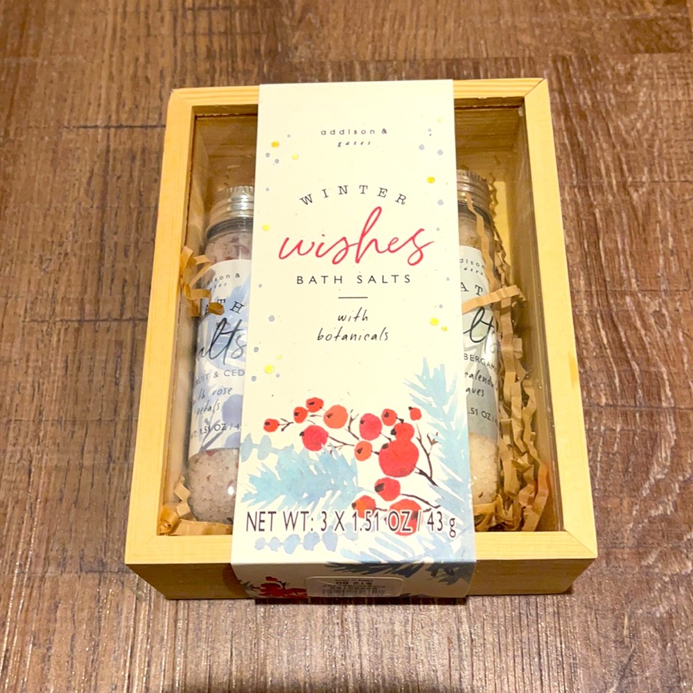 Addison & Gates Winter Wishes Bath Salts with Botanicals